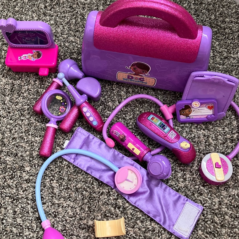 Doc Mcstuffins kit